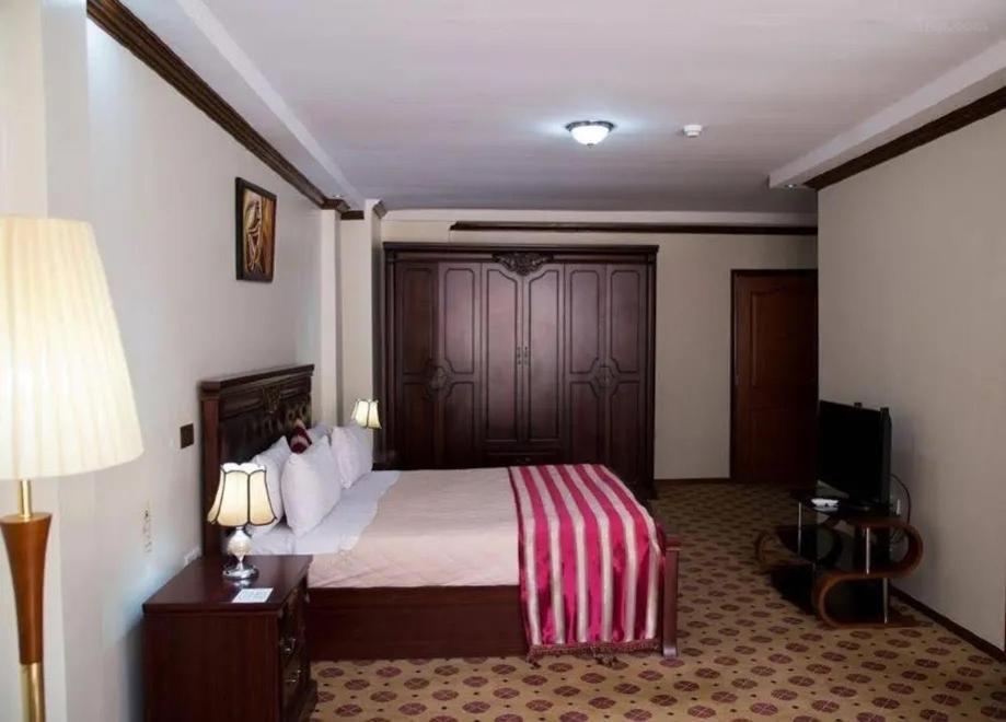 Hotel Karisimbi Kigali Extérieur photo